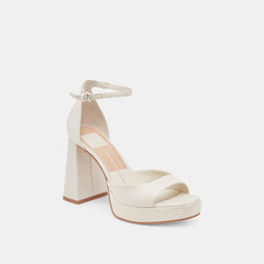 PANDRO WIDE HEELS WHITE SATIN
